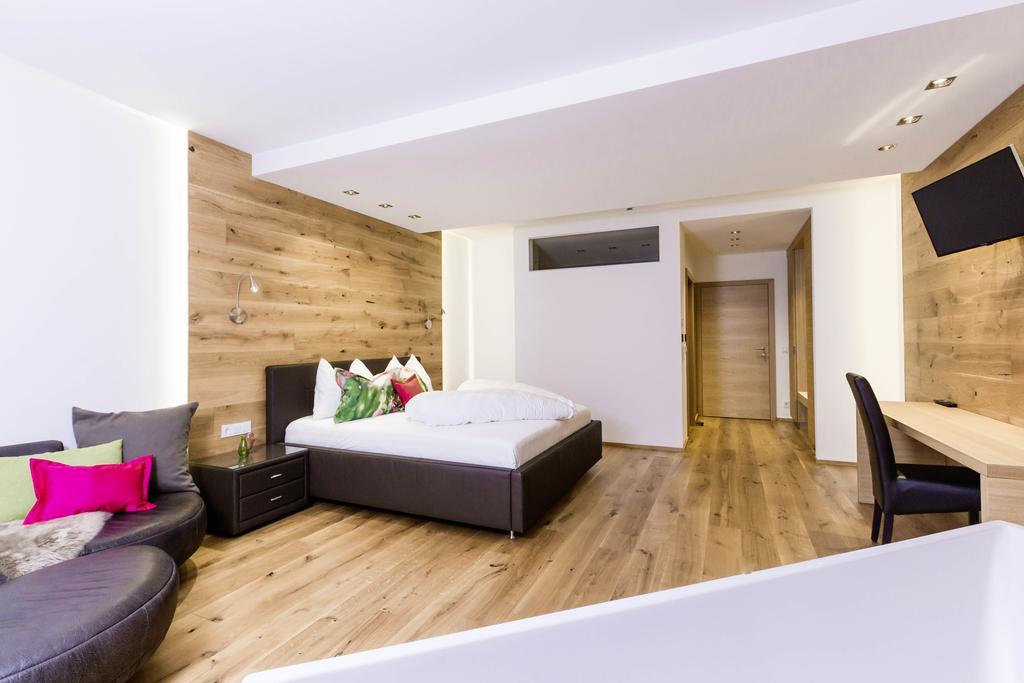 Hotel Trippelgut - Schlafgut Feldkirchen in Kärnten Esterno foto
