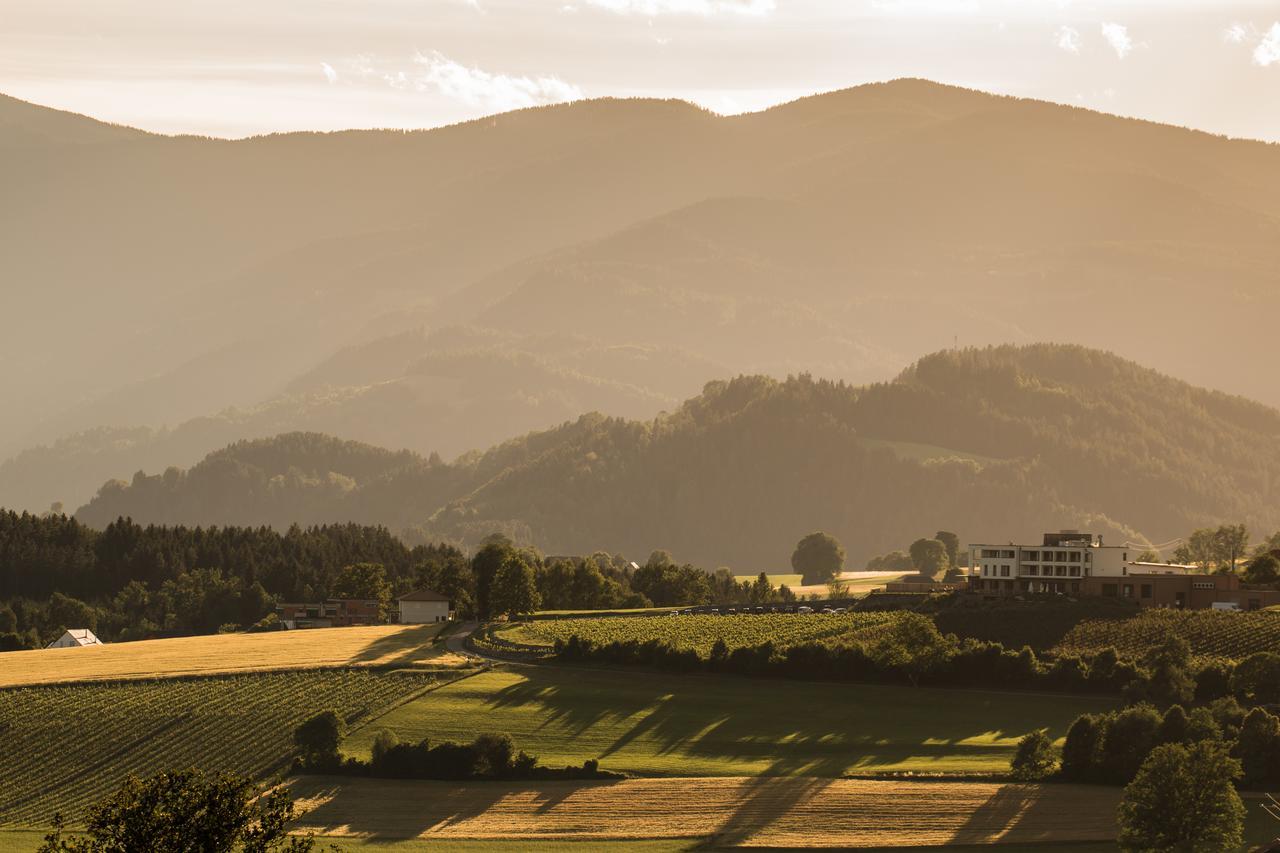 Hotel Trippelgut - Schlafgut Feldkirchen in Kärnten Esterno foto